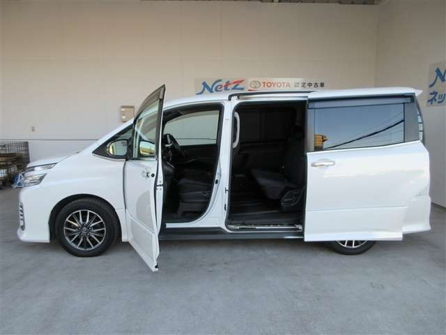 ヴォクシー2.0 ZS 煌