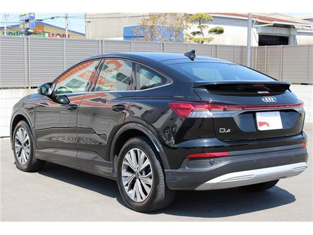 Q4スポーツバックe-tron40 アドバンスド