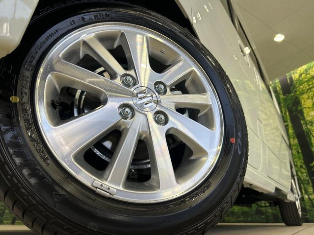 �y����14�C���`�A���~�z�C�[���z�O�ςɃ}�b�`���������A���~�z�C�[���𑕒����Ă���܂��B�e��ЊO�A���~�z�C�[����A�X�^�b�h���X�^�C�����戵�����Ă���܂��B���񂲑��k����������