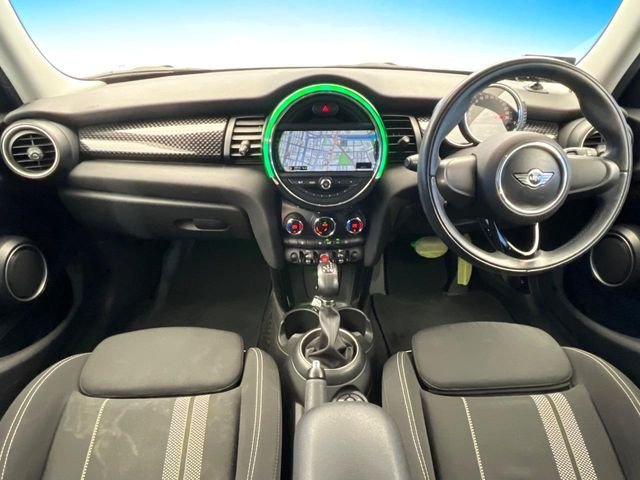 �A���ԃO���[�v���݌ɐ���2,000��!�S���̌n��X���烁�[�J�[�E�Ԏ��킸���Љ�o����̂ŁA���Ȃ��Ƀs�b�^���̂��Ԃ�������͂��ł���܂��͂��₢���킹��������