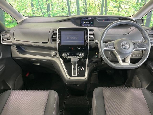 セレナ2.0 ハイウェイスター VセレクションII