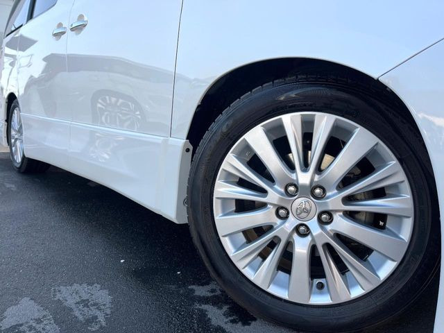 �y�����A���~�z�C�[���z�O�ςɃ}�b�`���������A���~�z�C�[���𑕒����Ă���܂��B�e��ЊO�A���~�z�C�[����A�X�^�b�h���X�^�C�����戵�����Ă���܂��B���񂲑��k����������