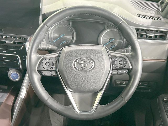 �y�����v�����X�e�A�����O�z�㎿�Ȋv���g�p���邱�ƂŁA��ɂ����������݂ƂĂ��^�]���₷���n���h���ł���