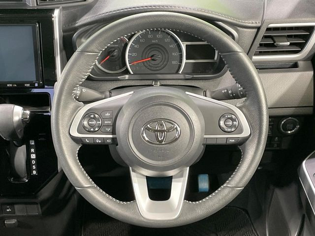 �y�����v�����X�e�A�����O�z�㎿�Ȋv���g�p���邱�ƂŁA��ɂ����������݂ƂĂ��^�]���₷���n���h���ł���