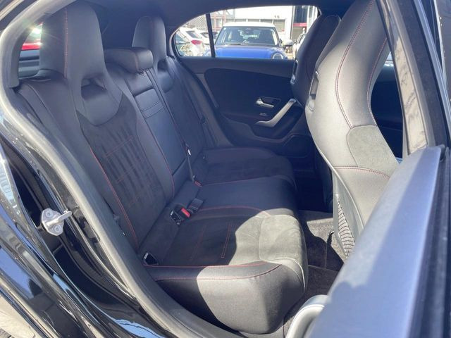 ���㕔���Ȃ��C�ɂȂ�悤�ȃL�Y�E�����ւ��蓙�A�傫�ȃ_���[�W�͂Ȃ��A�ǍD�ȏ�Ԃł��B