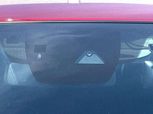 �y�딭�M�}������z���Ԏ��Ȃǂ̒ᑬ���s���ɃA�N�Z���ƃu���[�L���ԈႦ�A�ǂ�ԂȂǂƂ̏Փ˂̋��ꂪ����ꍇ�Ƀu���[�L���쓮�����Փˉ�����T�|�[�g�B�������莖�̗̂\�h�ɖ𗧂��܂�!