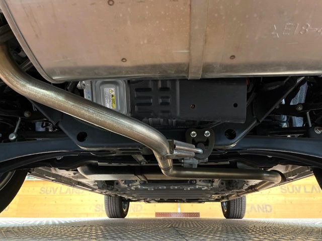 ����肪���ꂢ�Ȃ����ɁA�h�K���H�̎{�H���I�X�X���B�~��n��͂������A���ݕ��ɂ��Z���̕���A��Ń}�����E�E�B���^�[�X�|�[�c���������ɂ��D�]���������Ă���܂��B