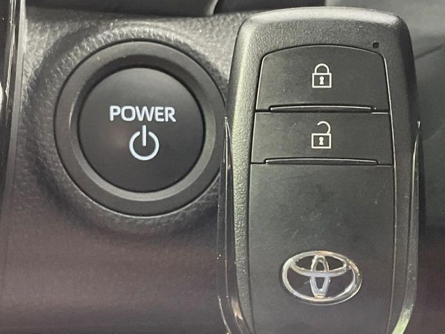 �y�X�}�[�g�L�[�z�J�o����|�P�b�g�ɓ��ꂽ�܂܂ł��h�A�̎{���E�������\�ȃX�}�[�g�L�[�𑕔��B�G���W���̃I���E�I�t�����J�M�����o���K�v����������Ƃ��Ă��֗��ł���