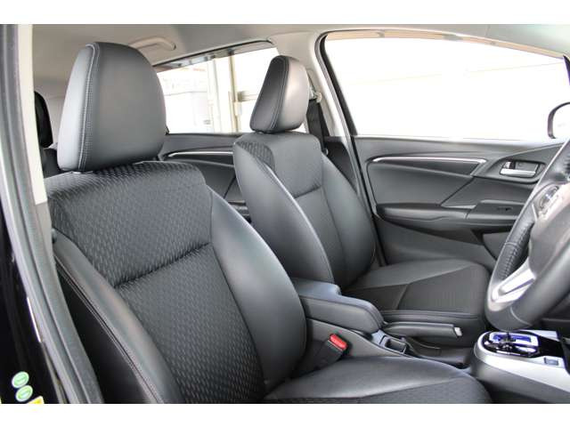 フィット1.5 ハイブリッド Lパッケージ