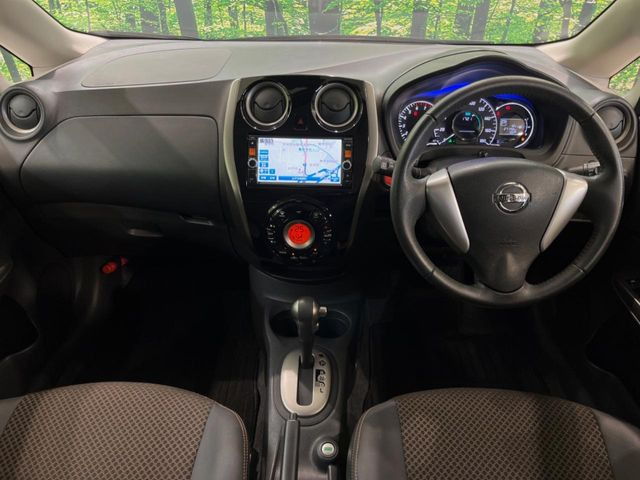 ノート1.2 メダリスト エマージェンシーブレーキ パッケージ