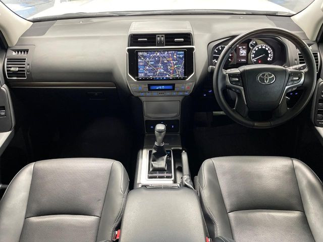 ランドクルーザープラド2.7 TX Lパッケージ マットブラック エディション 4WD