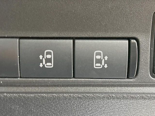 �y�n���Y�t���[�@�\�t�������p���[�X���C�h�h�A�z�X���C�h�h�A�̉��ɑ�������Ă��������ƁA�����I�ɃX���C�h�h�A���J���܂�!�ו��ŗ��肪�ӂ���������Ԃł��A�h�A�̊J���ł��ĂƂ��Ă��֗�!