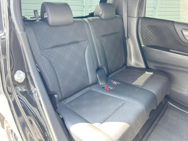 �L�X�Ƃ���2��ڃV�[�g�͋��Z���������A���S�n�����K!�F�B��Ƒ��Ƃ̂��o�����ɂ҂�����ł��B�x�r�[�V�[�g��`���C���h�V�[�g�g�p�������K�ɂ��߂�������������\���ȋ�Ԃ��m�ۂ��Ă��܂��B