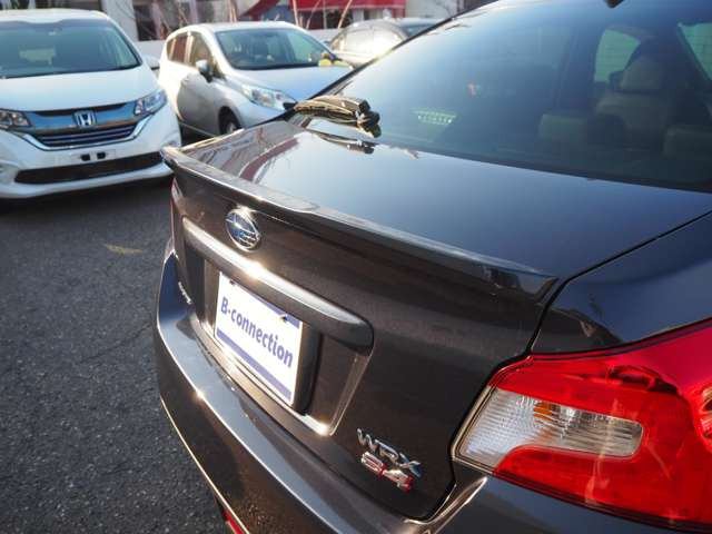 WRXS4 2.0 GT-S アイサイト 4WD