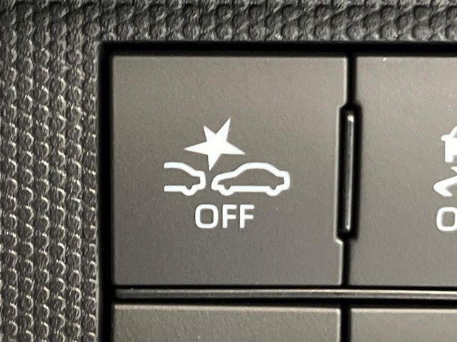 �y�X�}�[�g�A�V�X�g�z���s���ɑO���̎ԗ�����F�����A�Փ˂������Ȏ��͌x��ƃu���[�L�ŏՓˉ���Ɣ�Q�y�����A�V�X�g�B�����S�Ƀh���C�u�����y���݂��������܂��B