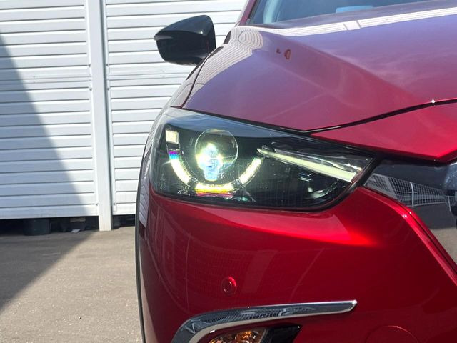 �yLED�w�b�h���C�g�z���V����ԑ��s�����ǍD�Ȏ��E���m�ۂ����S���ĉ^�]�ł��鍂�P�xLED�w�b�h���C�g�𑕔�!�_�����x�������A����d�͂��}�����Ă��܂��B