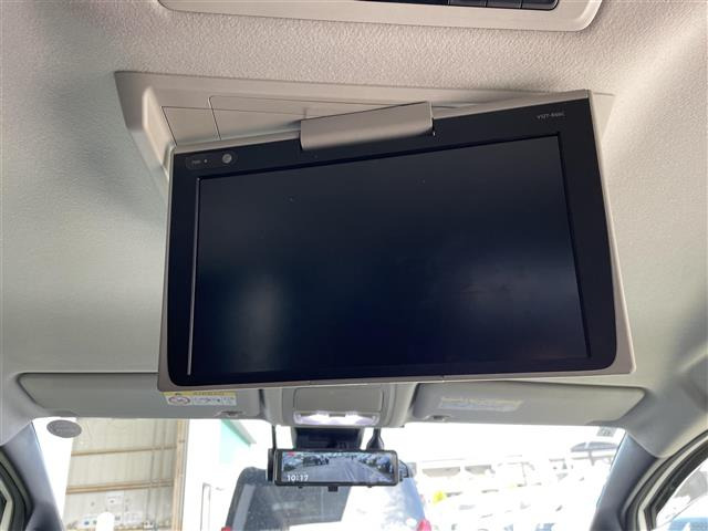 エスクァイアハイブリッド1.8 Gi