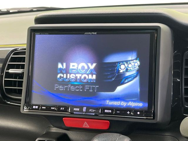 �yBIG-X8�C���`�i�r�z�l�C�̑���BIG-X�i�r�𑕔��B��p�݌v�Ŏԓ��̕��͋C�Ƀ}�b�`!�i�r���p���̃}�b�v�\���͌��₷���A�e���r��DVD�͗Տꊴ���A�b�v!�����̃h���C�u���O�b�Ɗy�����Ȃ�܂�