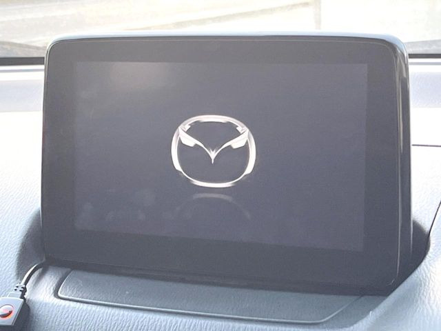 �y�����i�r�z�l�C�̏����i�r�𑕔����Ă���܂��B�i�r�̎g���₷���͂������A�I�[�f�B�I�@�\���[��!�L�����v�◷�s�͂������A�ʋ΂┃�����ȂǕ��i�̃h���C�u���y�����Ȃ�͂���