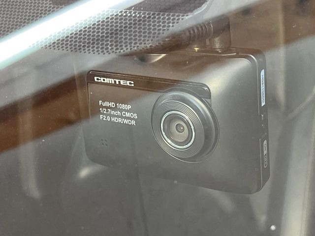 �y�h���C�u���R�[�_�[�z�h���C�u���R�[�_�[����!���s���͂������A������^�]�⎖�̂ɑ��������ہA�f���ŋL�^���A����̃��X�N�ɔ����܂��B���L�^�pSD�J�[�h�͂��q�l�����g�ł��������������K�v������܂��B