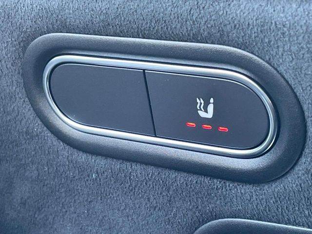 ���t�����g�V�[�g�q�[�e�B���O:�^�]�ȁE����ȋ��ɎO�i�K�Œ��߂��\�ȃV�[�g�q�[�^�[�𑕔����Ă���܂��B�G�߂��킸���K�ɂ��g�p���������܂��B