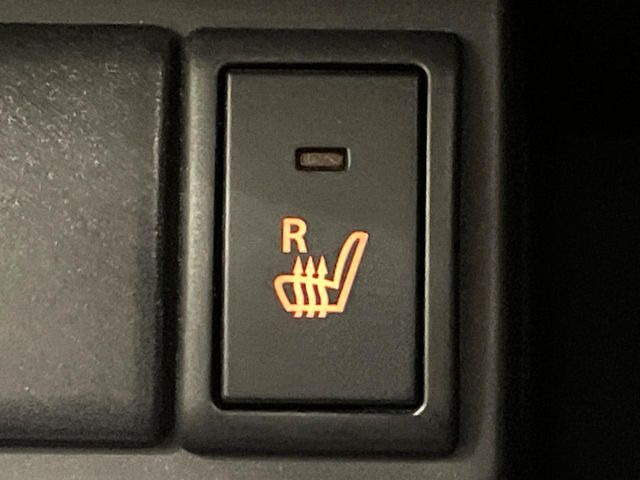 �y�V�[�g�q�[�^�[�z�������ɏd�󂷂�V�[�g�q�[�^�[!�G�A�R����葁�����܂��Ă����̂Ŋ�����̐l�����S�ł��ˁ�G�A�R���̉����͊������邩����A�Ƃ������ɂ����������߂ł��B