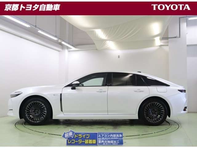 クラウンZ 燃料電池車