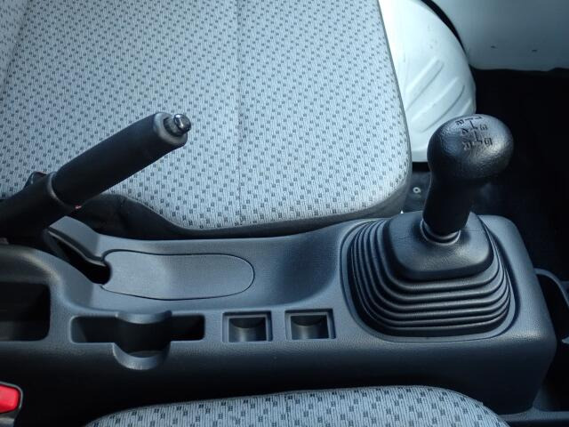 �V�t�g�m�u�̓X�����Ȃ��A���ꂢ�ȏ�Ԃł��B���ł��G��镔�������ꂢ���Ƒ�؂ɏ���Ă������Ƃ�������܂���B