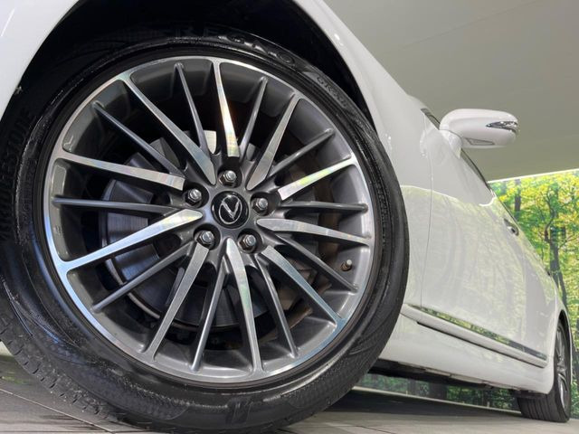 �y����19�C���`�A���~�z�C�[���z�O�ςɃ}�b�`���������A���~�z�C�[���𑕒����Ă���܂��B�e��ЊO�A���~�z�C�[����A�X�^�b�h���X�^�C�����戵�����Ă���܂��B���񂲑��k����������