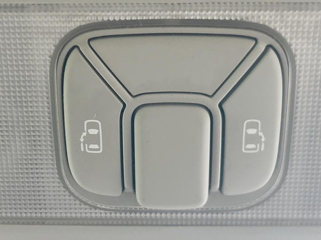 �y�����p���[�X���C�h�h�A�z�X�}�[�g�L�[��^�]�Ȃ̃X�C�b�`�Ō�ȗ����X���C�h�h�A�̊J���\���d��������͂����ăh�A���J����K�v�������A�����Ȃ��q�l�ł��ȒP�ɊJ���߂ł����K�ł���