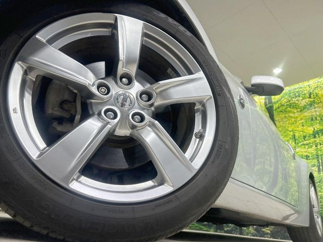 �y����18�C���`�A���~�z�C�[���z�O�ςɃ}�b�`���������A���~�z�C�[���𑕒����Ă���܂��B�e��ЊO�A���~�z�C�[����A�X�^�b�h���X�^�C�����戵�����Ă���܂��B���񂲑��k����������