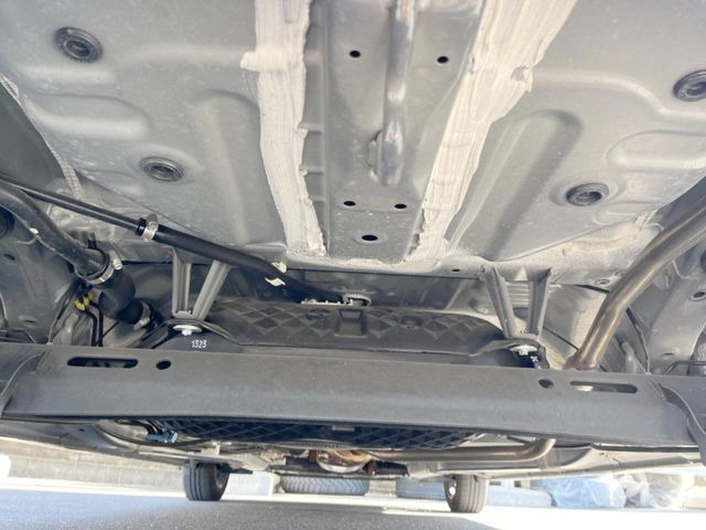 ����肪���ꂢ�Ȃ����ɁA�h�K���H�̎{�H���I�X�X���B�~��n��͂������A���ݕ��ɂ��Z���̕���A��Ń}�����E�E�B���^�[�X�|�[�c���������ɑ�ύD�]���������Ă���܂��B