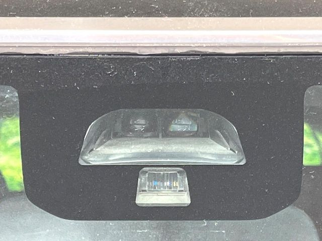 �y�V�e�B�u���[�L�A�N�e�B�u�V�X�e���z�ᑬ���s���ɑO���̎ԗ�����F�����A�Փ˂������Ȏ��͌x��ƃu���[�L�ŏՓˉ���Ɣ�Q�y�����A�V�X�g�B�����S�Ƀh���C�u�����y���݂��������܂��B