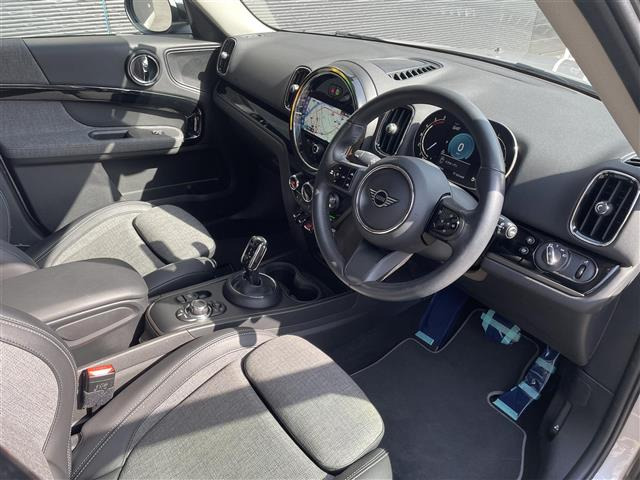 ミニクロスオーバークーパー D