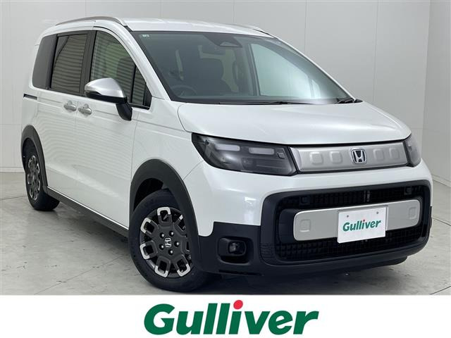 フリード1.5 e:HEV クロスター