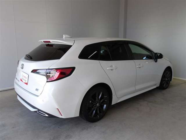 カローラツーリング1.8 ハイブリッド W×B