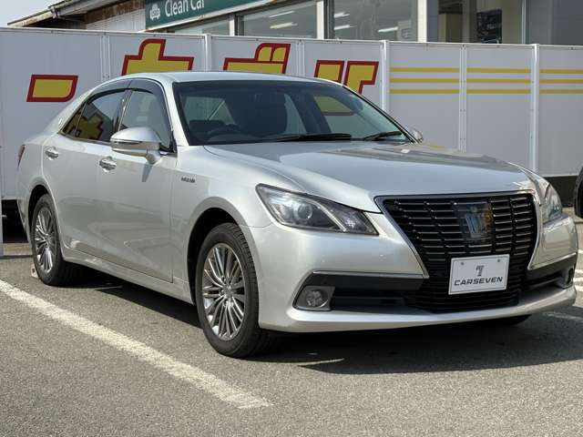 クラウンハイブリッド 2.5 ロイヤルサルーン ブラックスタイル