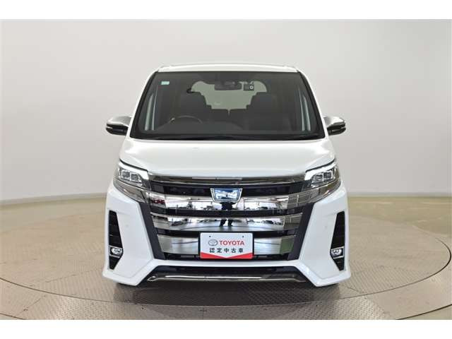 ノア1.8 ハイブリッド Si W×B II