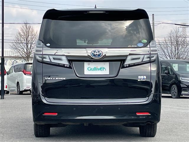 ヴェルファイアハイブリッド 2.5 X E-Four 4WD