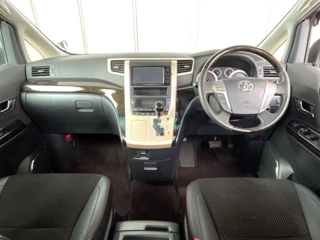 ヴェルファイア2.4 Z ゴールデンアイズII