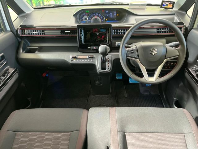 ワゴンRスティングレーハイブリッド(HYBRID) X