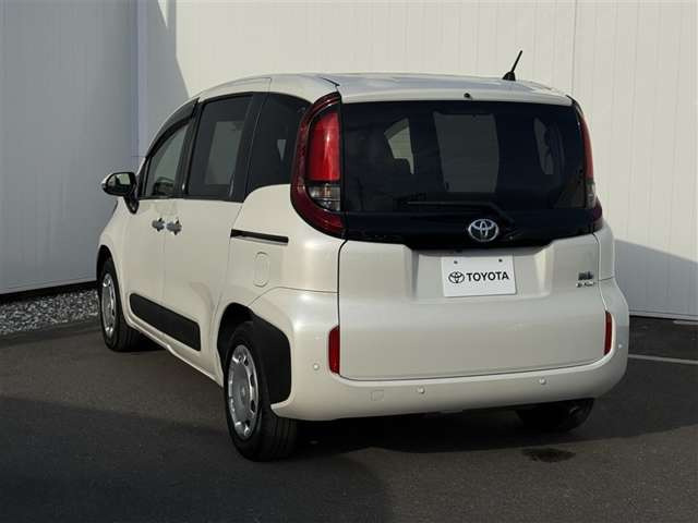 シエンタハイブリッド 1.5 G E-Four 4WD