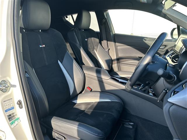 C-HRハイブリッド 1.8 S GR スポーツ