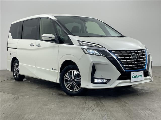 セレナ1.2 e-POWER ハイウェイスターV