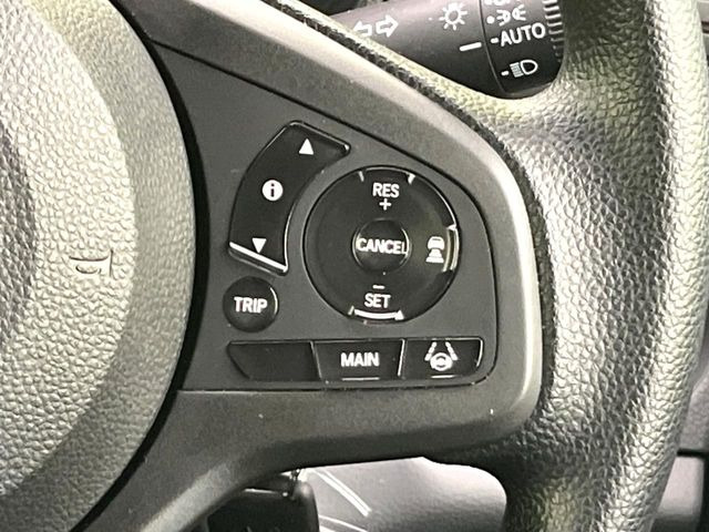 �y�A�_�v�e�B�u�N���[�Y�R���g���[���z�������H�ł̒��������s���y��!!�����ő��x��ۂN���[�Y�R���g���[�����A�Փˌy���V�X�e���ƘA�g���A�O���̎ԗ������m���ĎԊԂ�ۂ悤�ɑ��x���߂��Ă���܂�!!