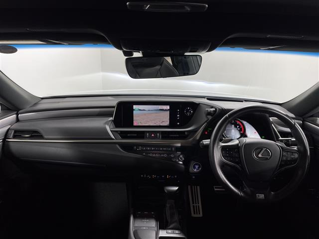 ES300h Fスポーツ