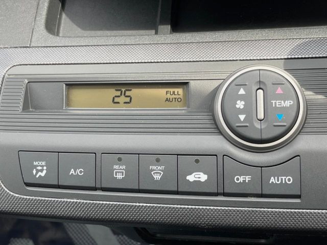 �y�I�[�g�G�A�R���z��x���D�݂̉��x�ɐݒ肷��΁A�ԓ��̉��x�����m�����ʂ≷�x�������Œ����B����&hellip;����&hellip;�Ɖ��x���X�C�b�`���������K�v�͂���܂���B���K�Ȏԓ���Ԃɂ͕K�{�̋@�\�ł��ˁ�