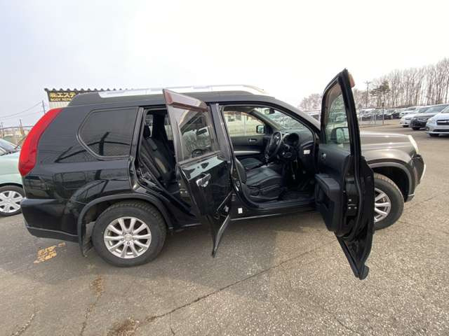 �~�n���͔��ɍL���ł��B�~�n���ł���΁A����\�ł�!