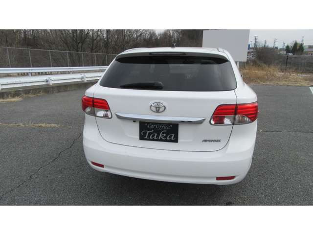 アベンシスワゴン2.0 Xi