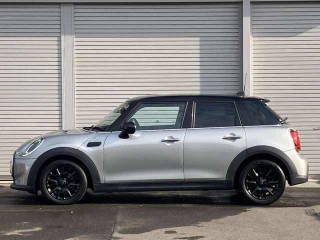 ミニクーパー D プレミアム プラスパッケージ DCT